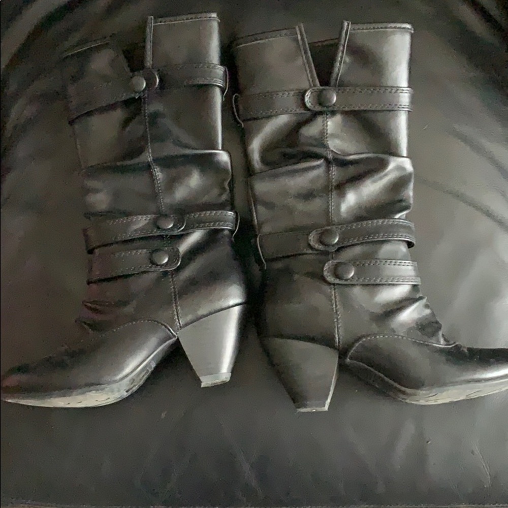 Call it Spring black boots